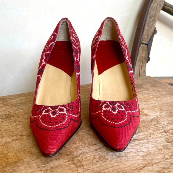 CHARLES JOURDAN Super Cute Red Bandanna Denim Patent Leather Pump